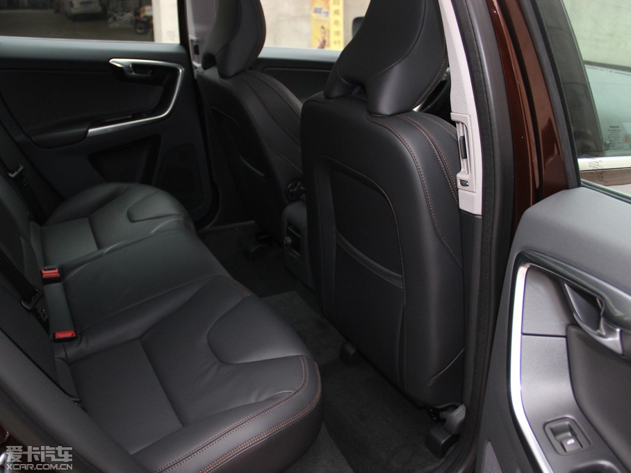 2015֠XC60(M) 3.0T T6 ݰ