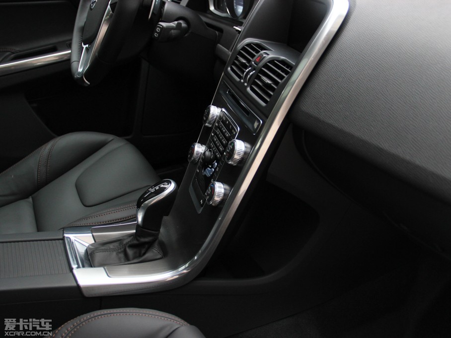 2015֠XC60(M) 3.0T T6 ݰ