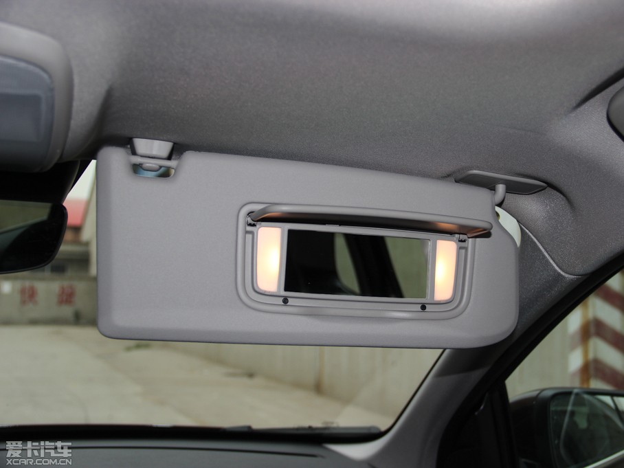 2015֠XC60(M) 3.0T T6 ݰ