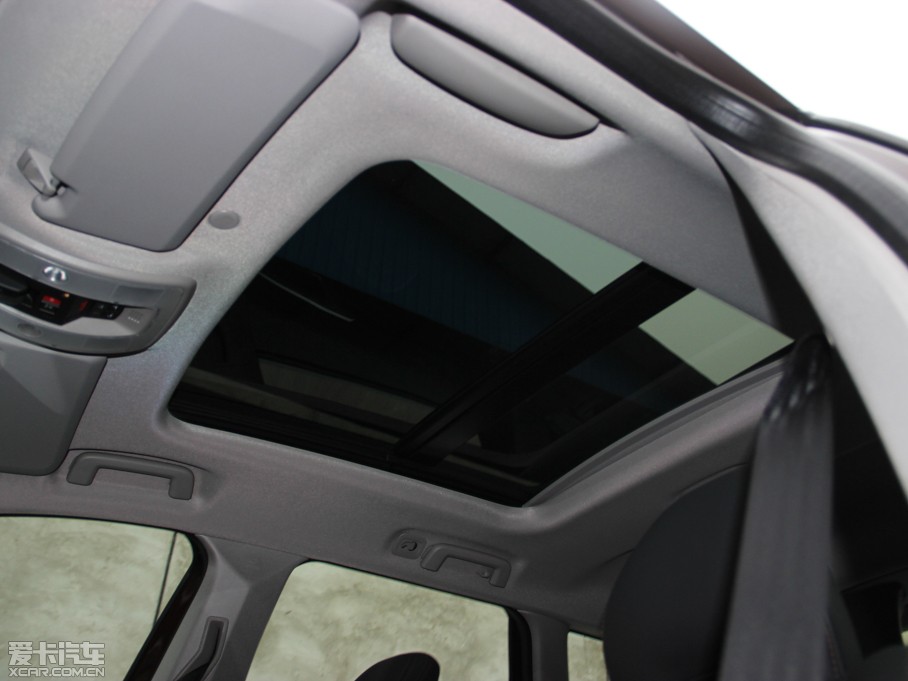 2015֠XC60(M) 3.0T T6 ݰ