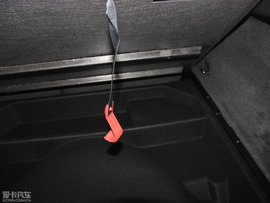 2015֠XC60(M) 3.0T T6 ݰ