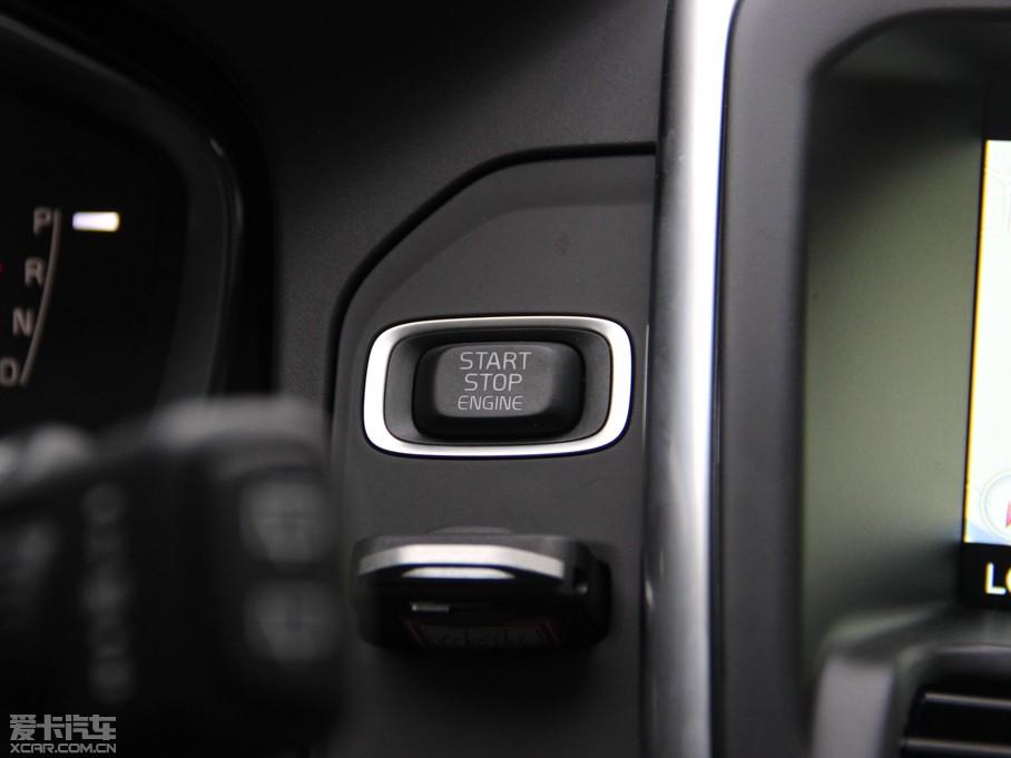 2015֠XC60(M) 3.0T T6 ݰ