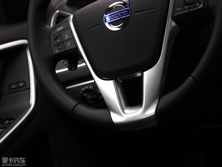 2015���֠���XC60(�M��) 3.0T T6 ���ݰ�