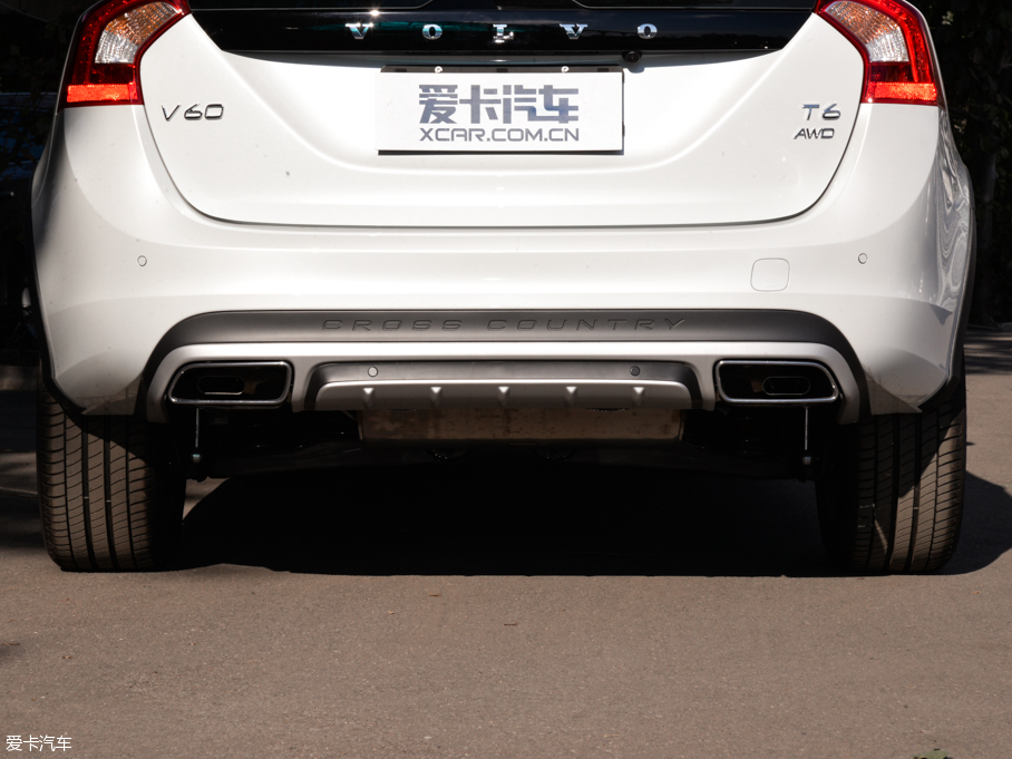 2016V60 Cross Country 2.5T T6 AWD