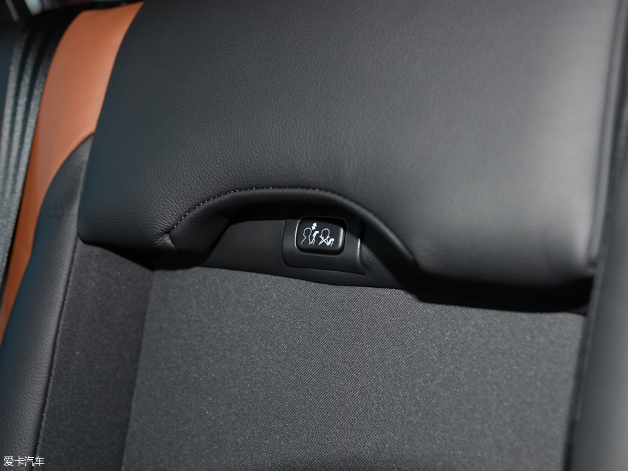 2016V60 Cross Country 2.5T T6 AWD