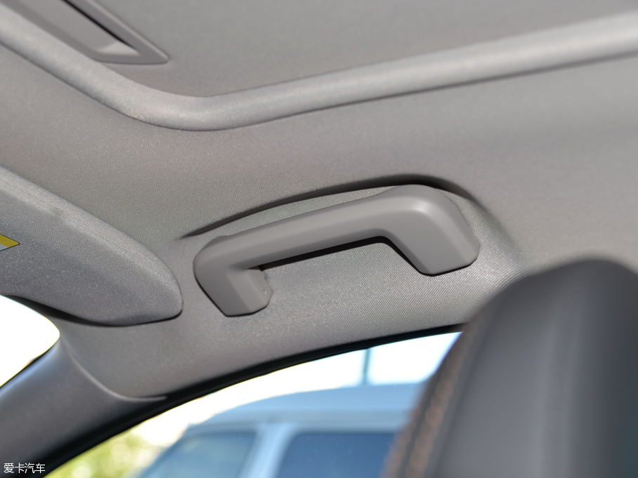 2016V60 Cross Country 2.5T T6 AWD