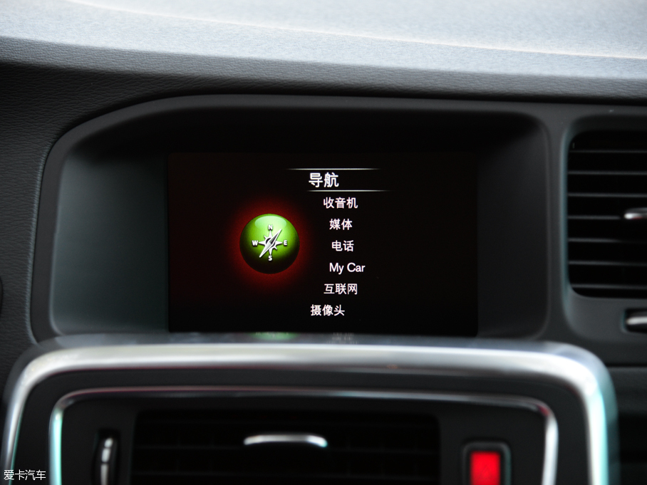 2016V60 Cross Country 2.5T T6 AWD