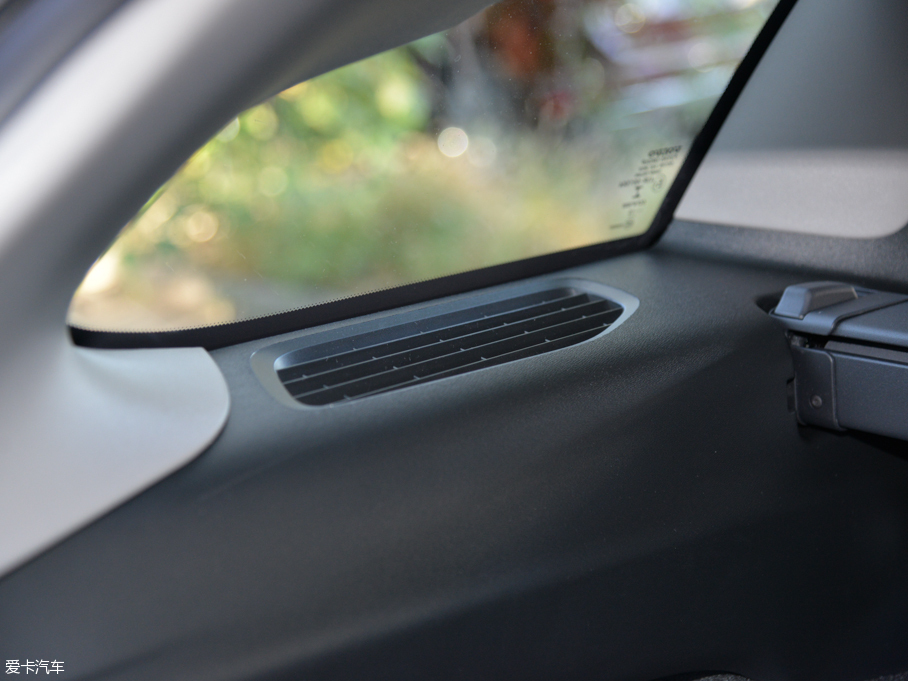 2016V60 Cross Country 2.5T T6 AWD