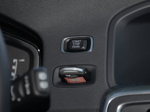 20162.5T T6 AWD п؅^