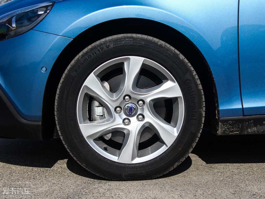 2015V40 Cross Country 2.0T T5 Ű