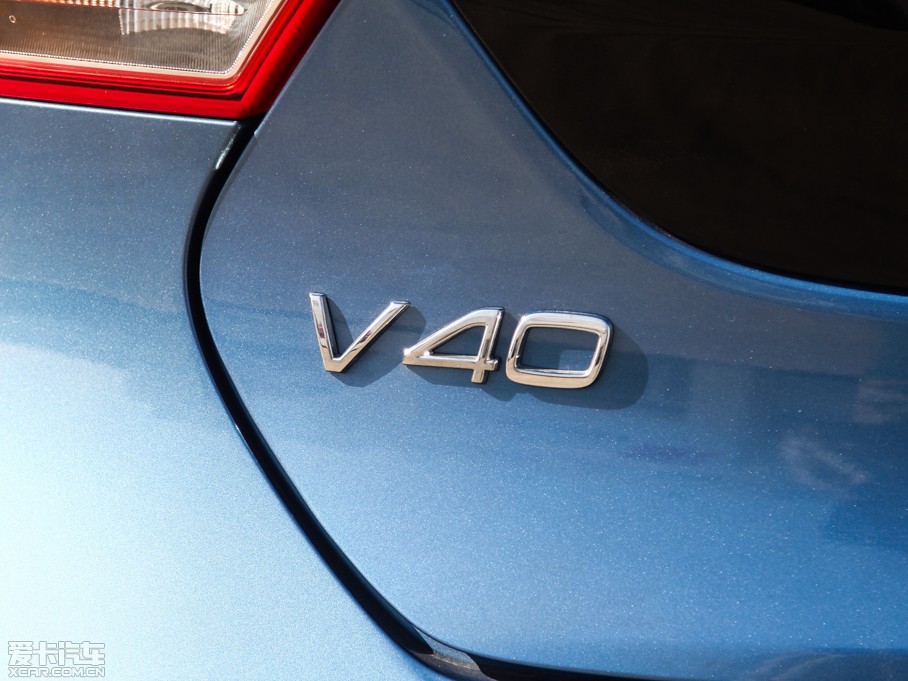 2015V40 Cross Country 2.0T T5 Ű