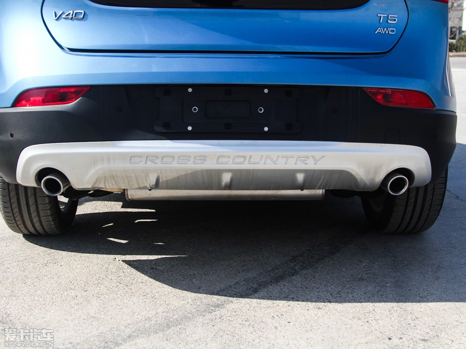 2015��V40 Cross Country 2.0T T5 ������Ű�