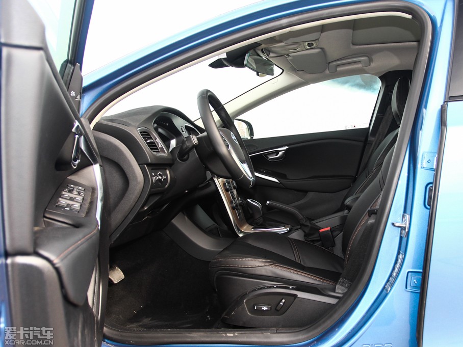 2015��V40 Cross Country 2.0T T5 ������Ű�