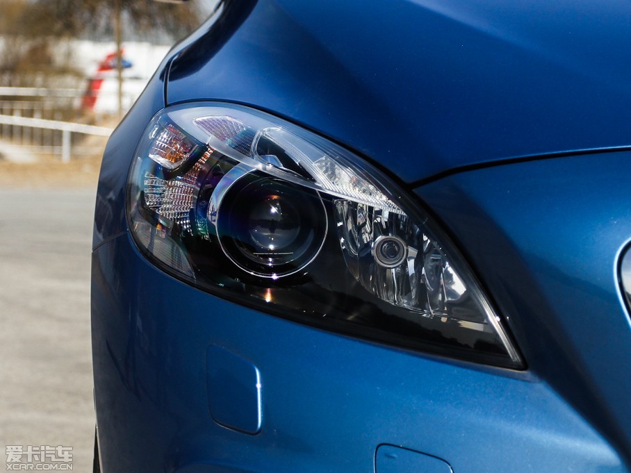 2015��V40 Cross Country 2.0T T5 ������Ű�