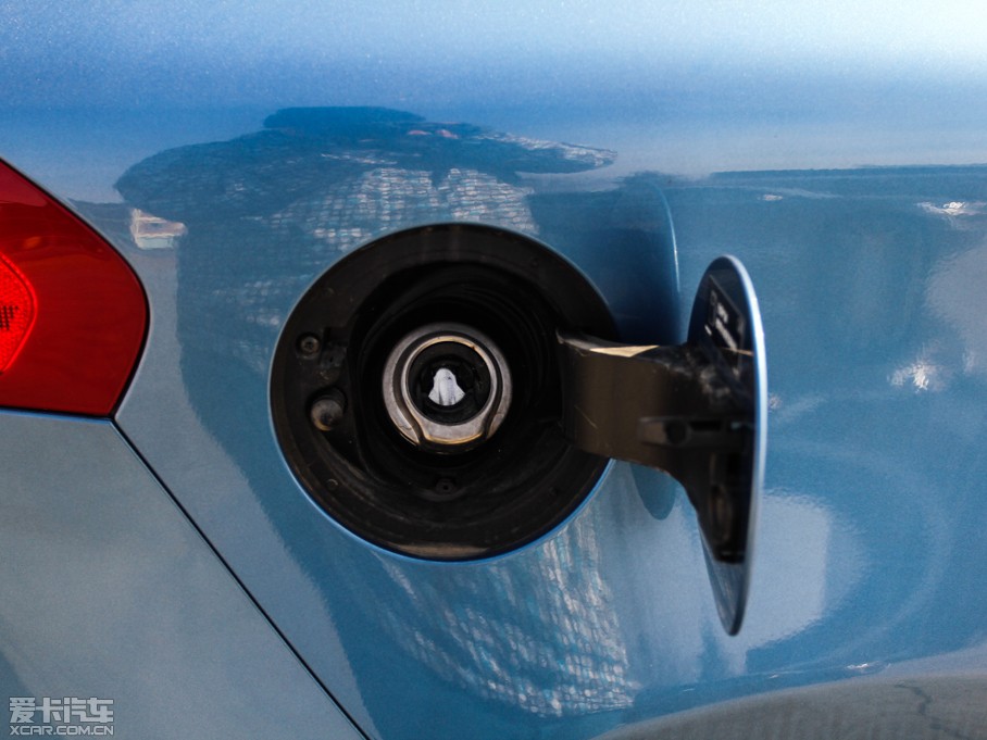 2015V40 Cross Country 2.0T T5 Ű