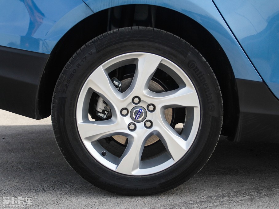 2015V40 Cross Country 2.0T T5 (q)Ű