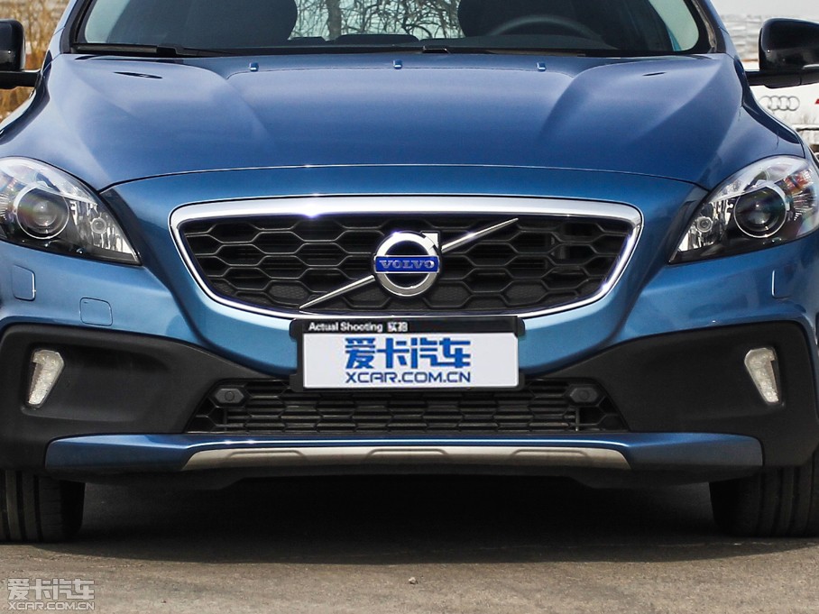 2015V40 Cross Country 2.0T T5 Ű