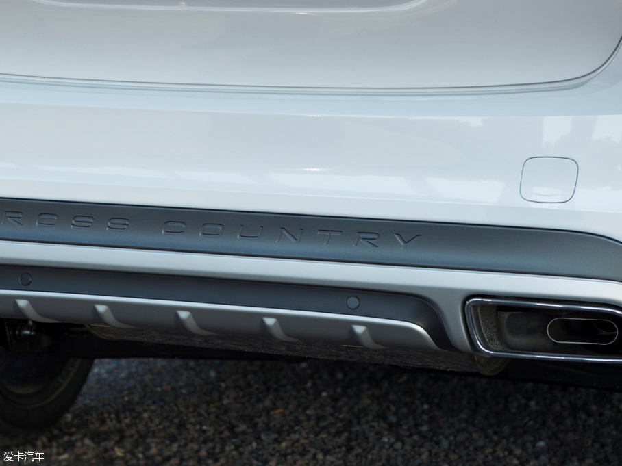 2015��S60 Cross Country ������