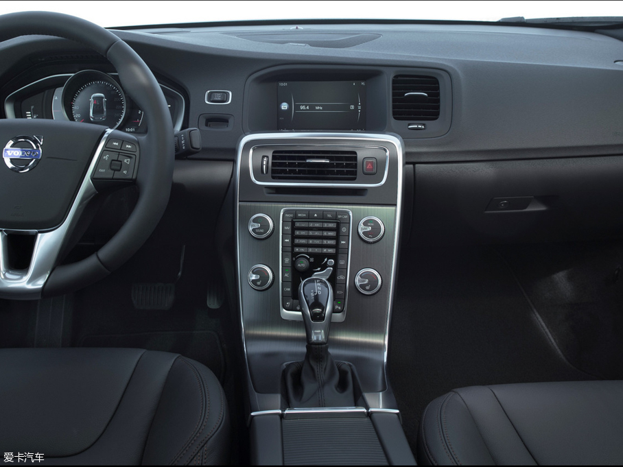 2015��S60 Cross Country ������