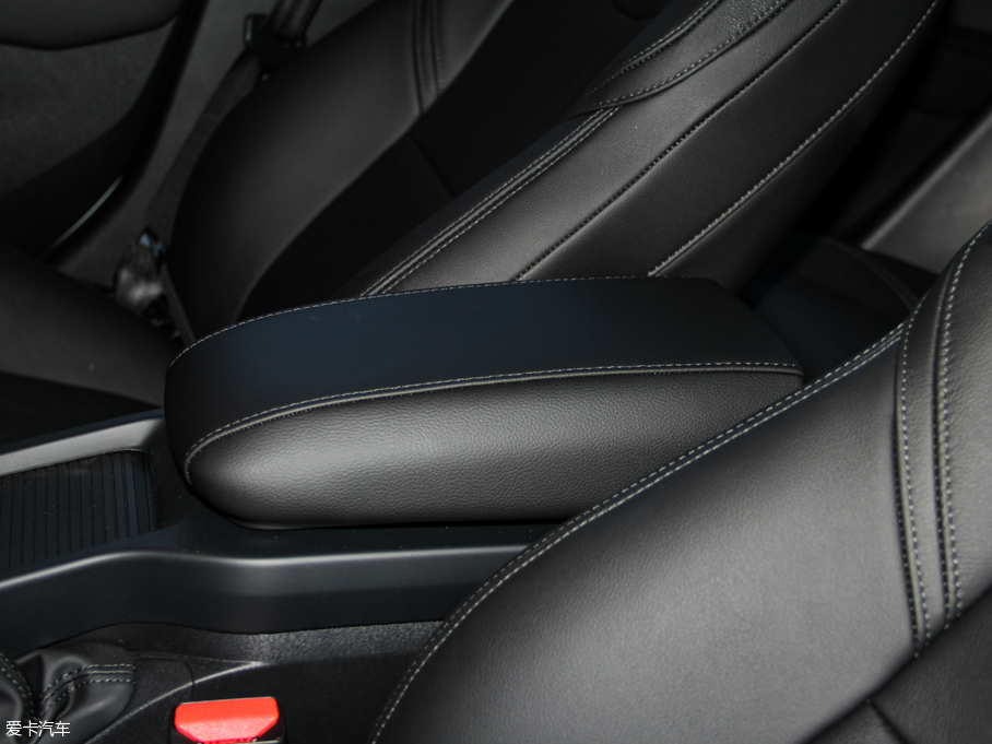 2016֠V40 2.0T T4 Ű