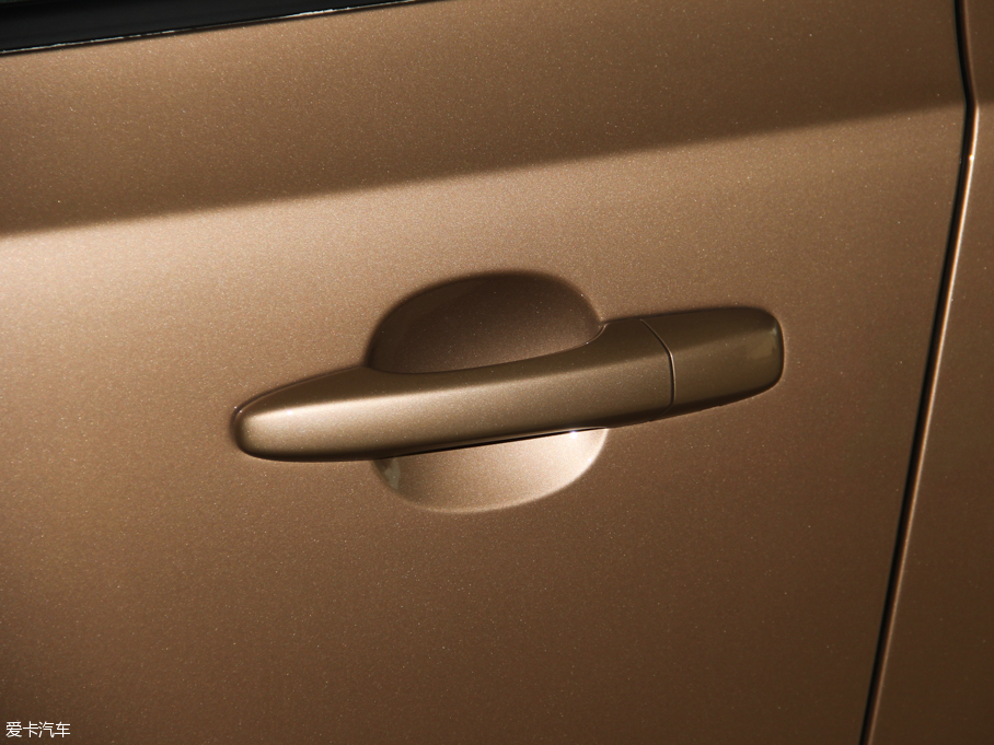 2016֠V40 1.5T T3 ݰ