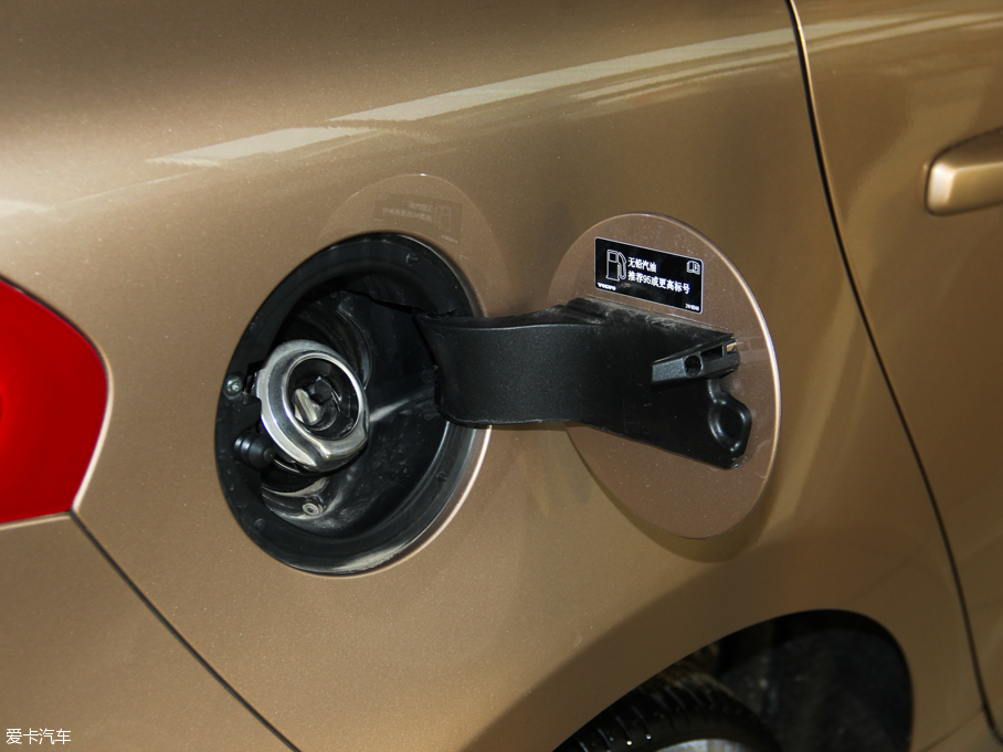 2016֠V40 1.5T T3 ݰ