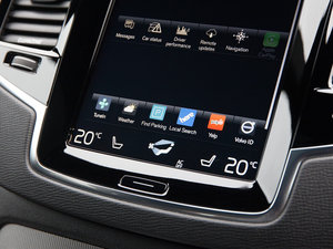 2016Plug in Hybrid п؅^