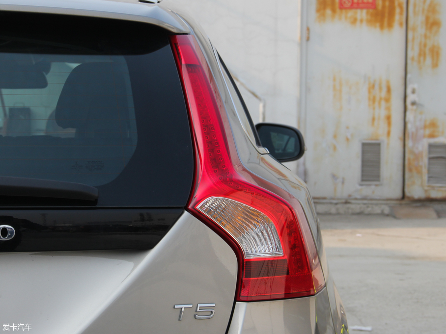 2016֠V60 2.0T T5 ݰ