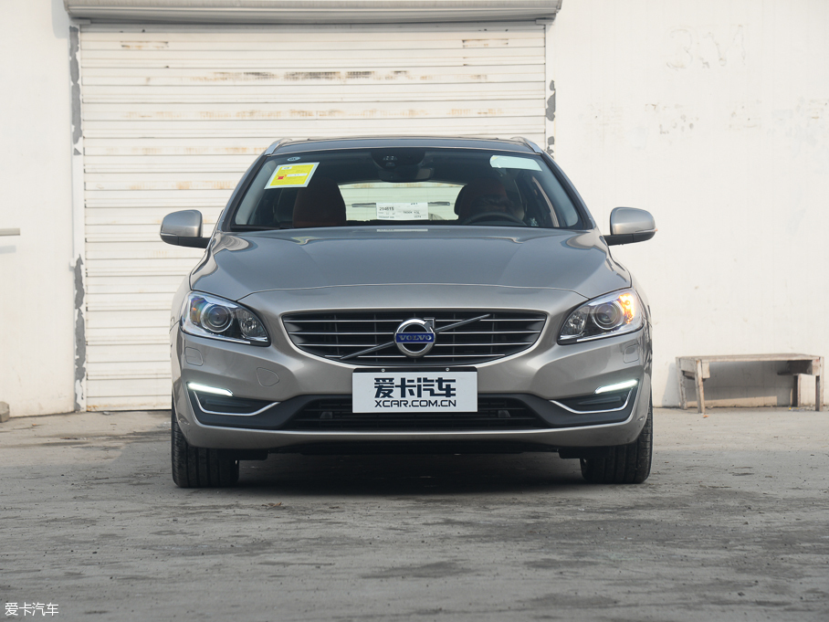 2016֠V60 2.0T T5 Ű