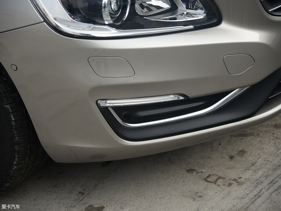 2016֠V60 2.0T T5 Ű