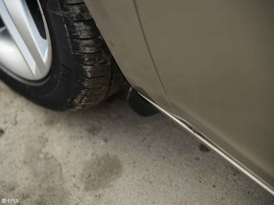 2016֠V60 2.0T T5 Ű