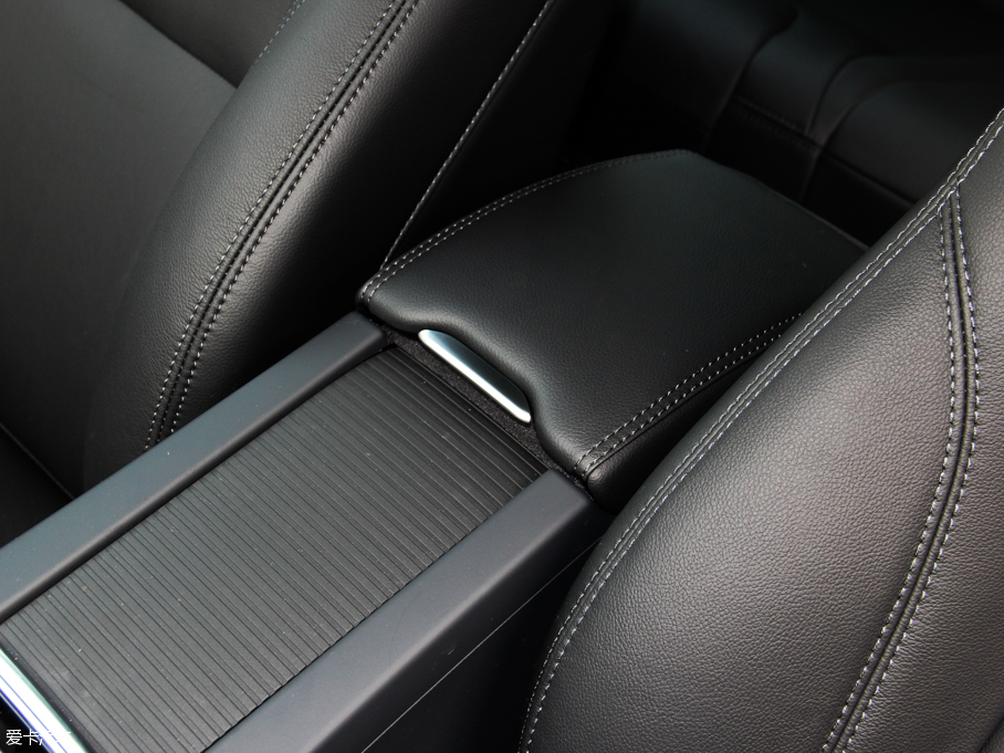 2016֠V60 2.0T T5 ݰ