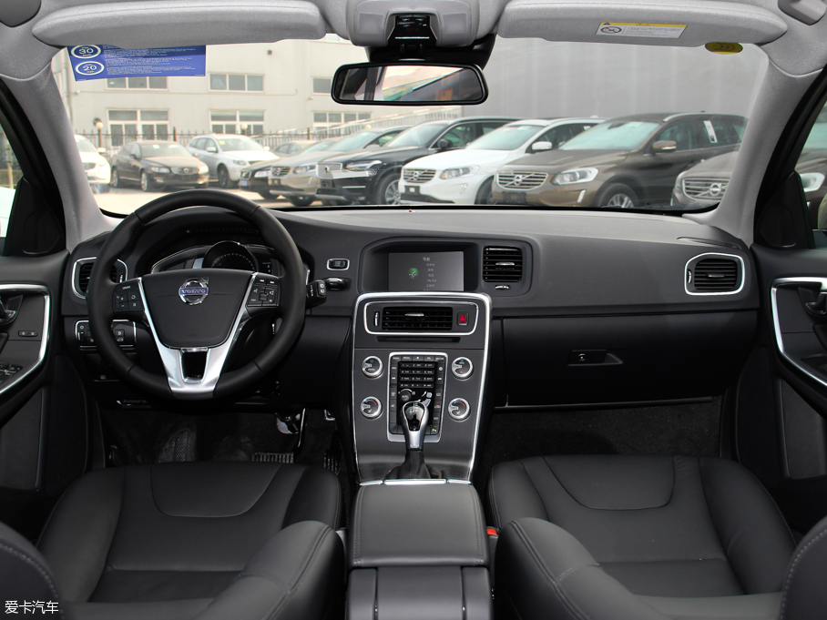 2016���֠���V60 2.0T T5 ���ݰ�