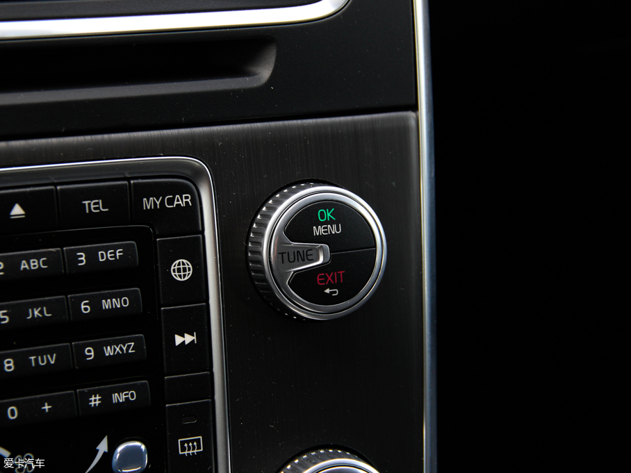 2016���֠���V60 2.0T T5 ���ݰ�