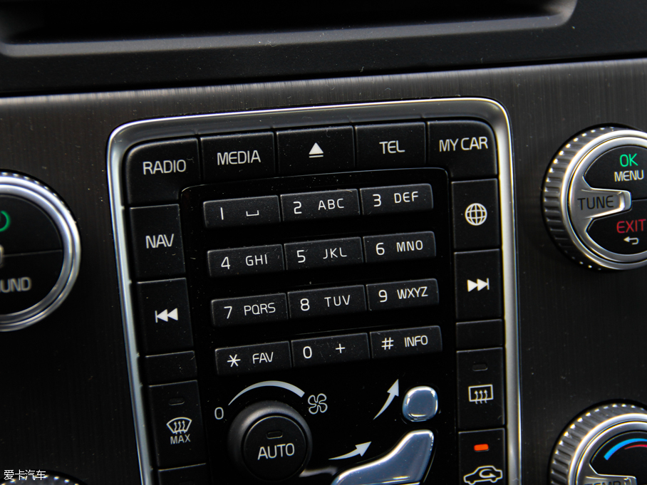 2016���֠���V60 2.0T T5 ���ݰ�