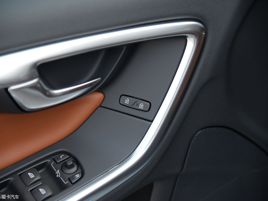 2016֠V60 2.0T T5 Ű