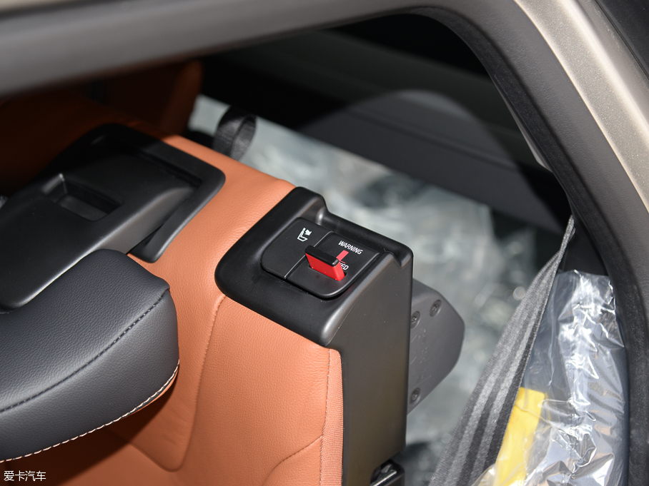 2016֠V60 2.0T T5 Ű