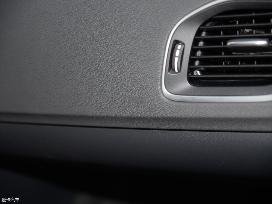 2016֠V60 2.0T T5 Ű