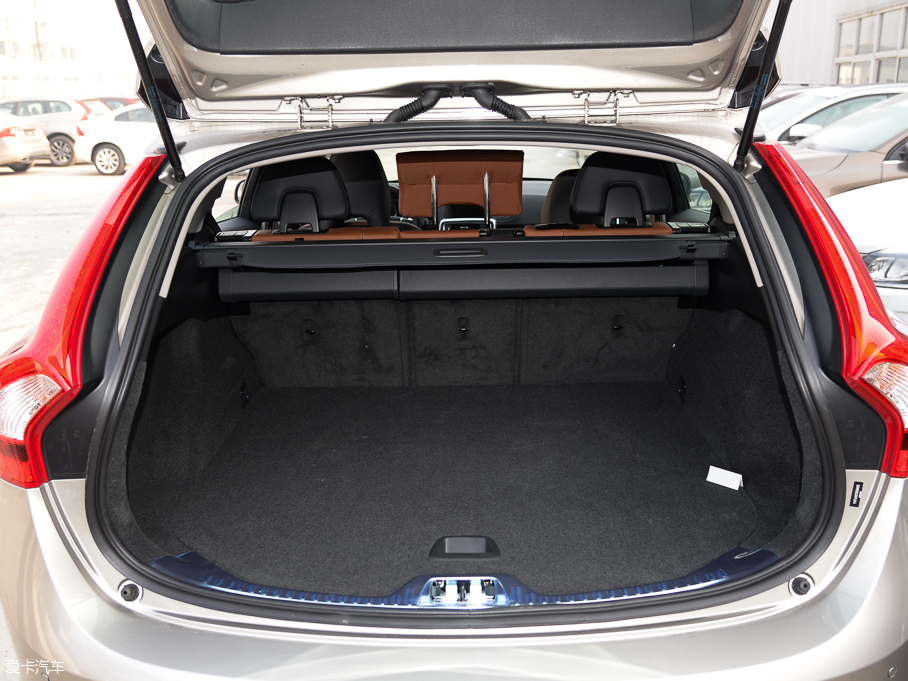 2016֠V60 2.0T T5 Ű