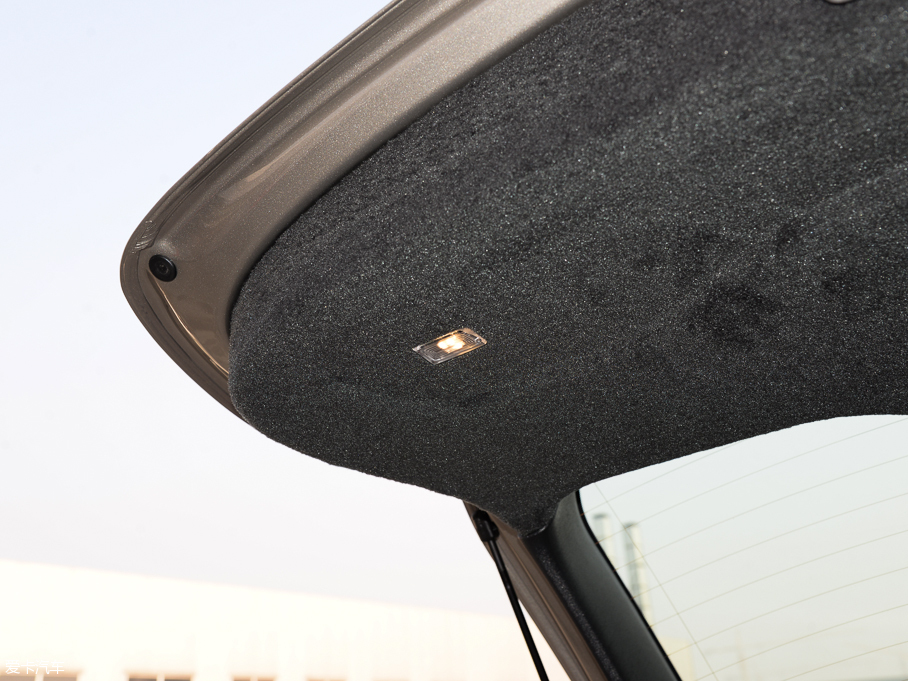 2016֠V60 2.0T T5 Ű