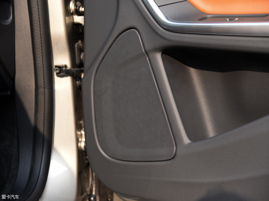 2016֠V60 2.0T T5 Ű