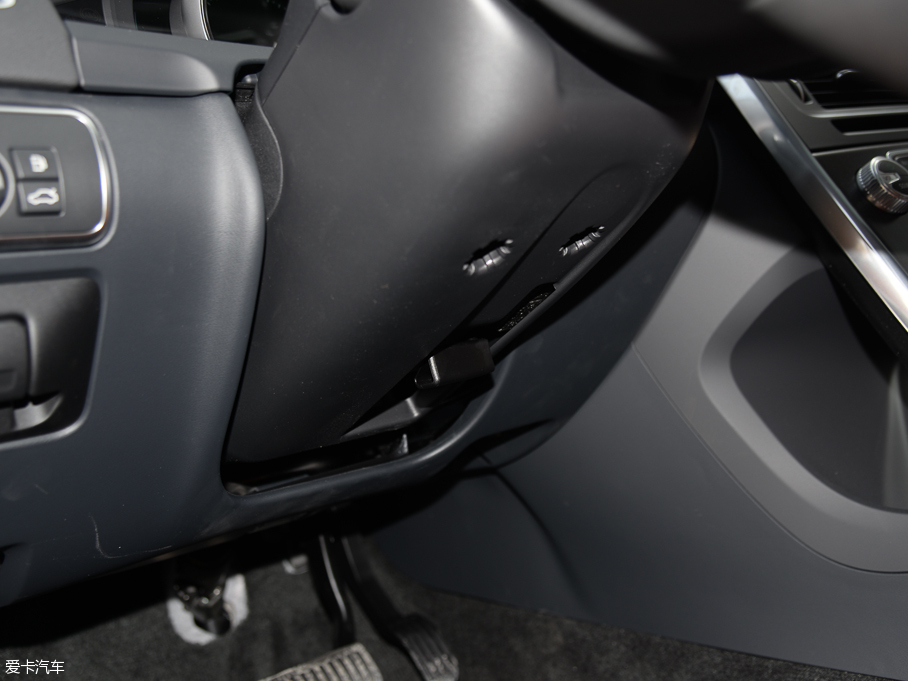 2016֠V60 2.0T T5 Ű