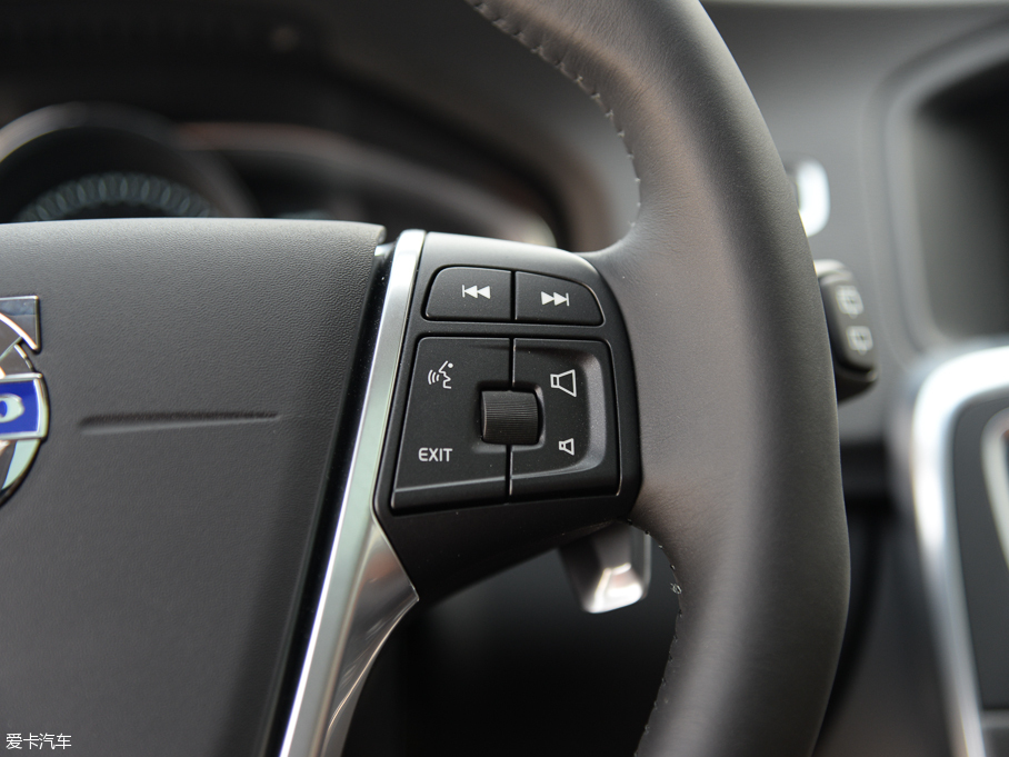 2016֠V60 2.0T T5 Ű