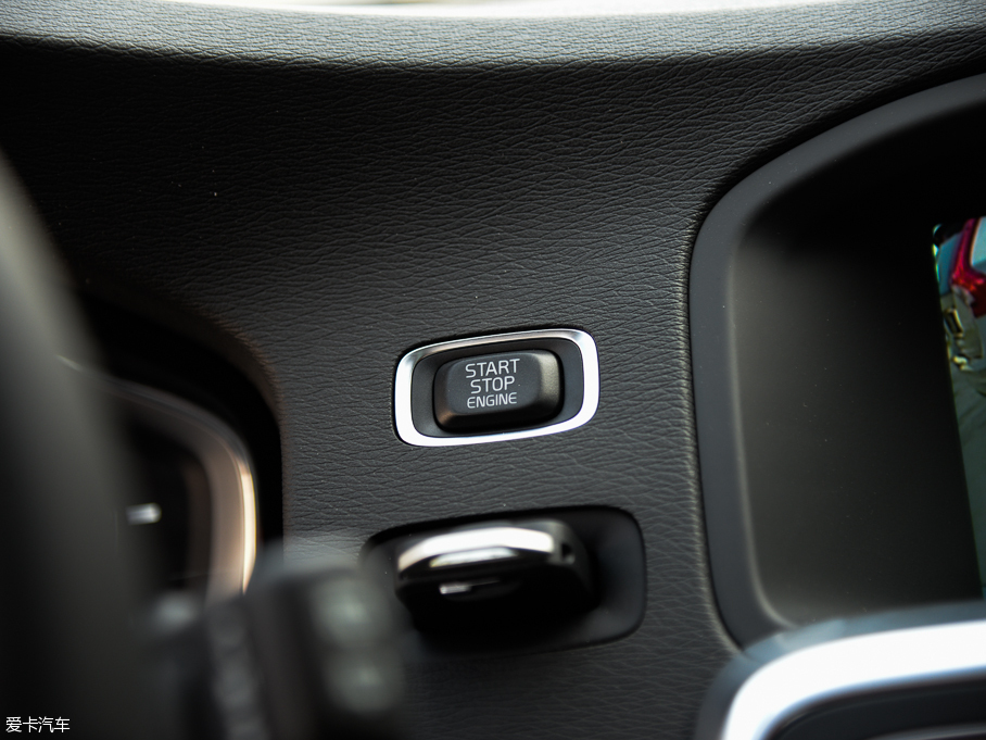 2016֠V60 2.0T T5 Ű