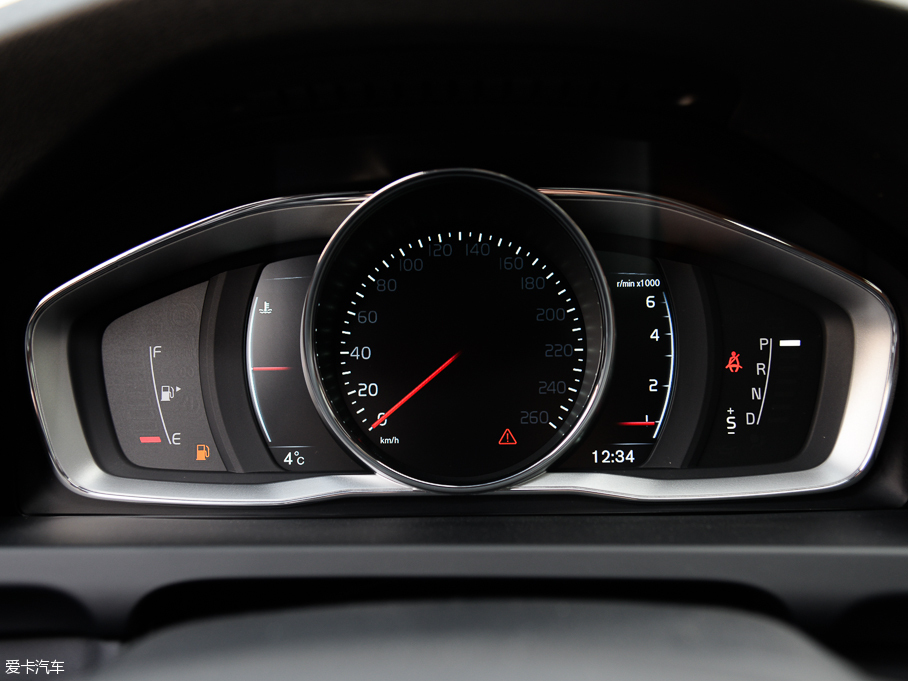 2016֠V60 2.0T T5 Ű