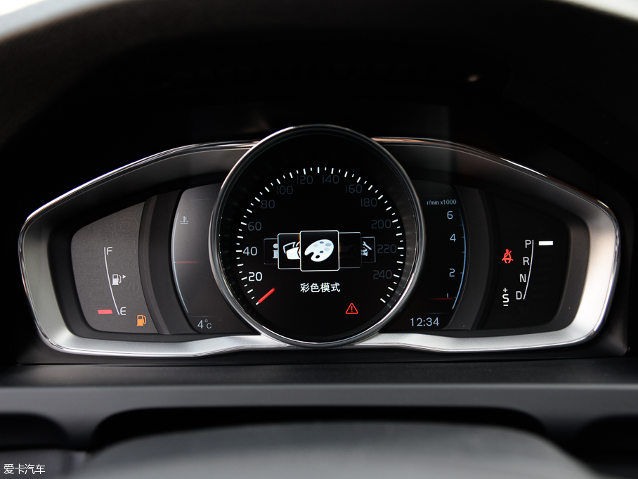 2016֠V60 2.0T T5 Ű