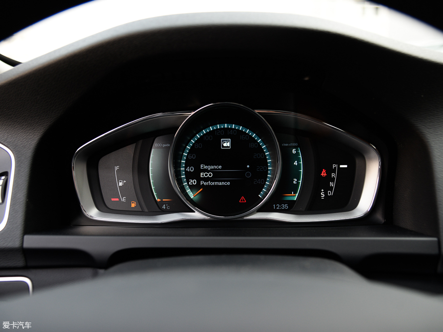 2016֠V60 2.0T T5 Ű