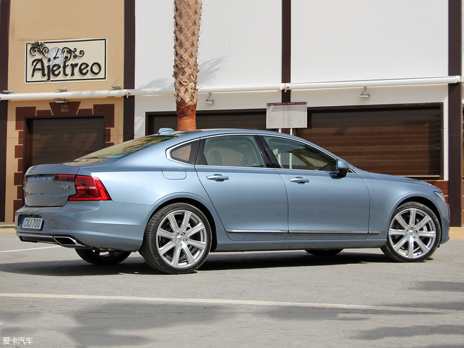 2016֠S90(M) 2.0T T6 AWD