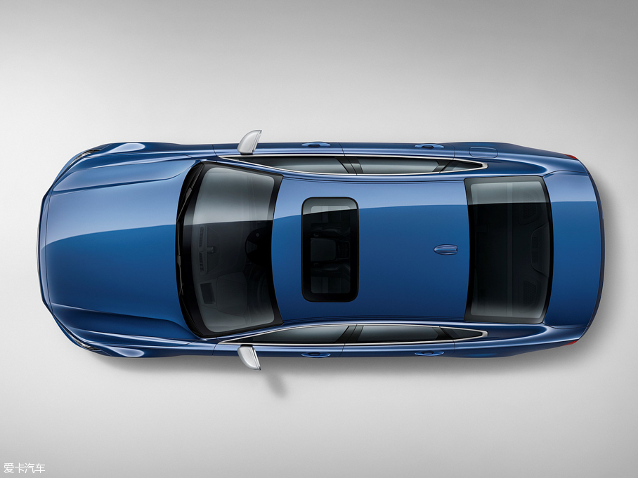 2016֠S90(M) R-Design