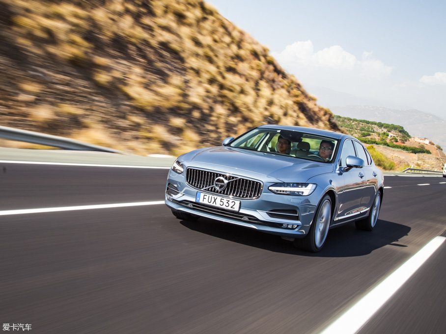 2016���֠���S90(�M��) 2.0T T6 AWD�����